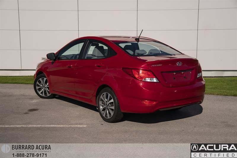 Burrard Acura 2017 Hyundai Accent 4 Se 2p2583