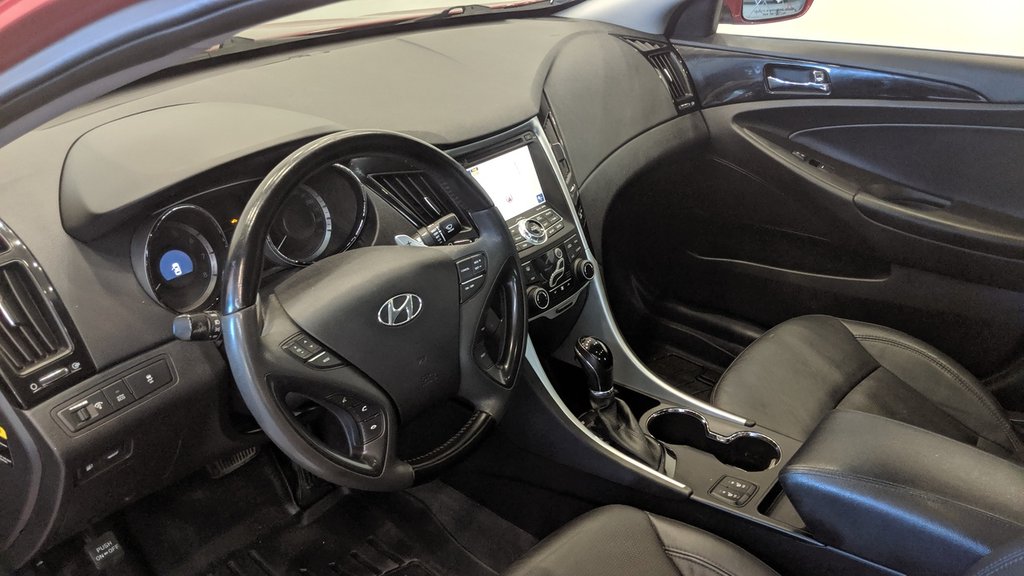 Triple Seven Chrysler 2013 Hyundai Sonata 2.0T Limited Leather Sunroof 313876A