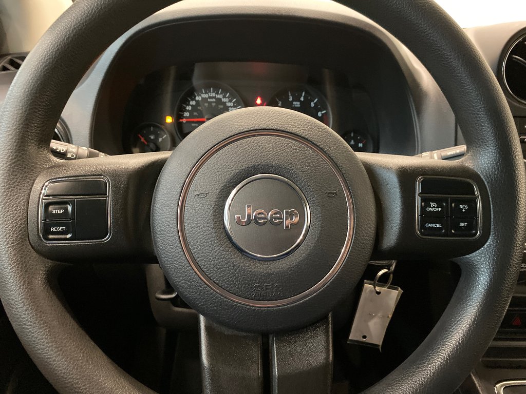 Triple Seven Chrysler 2011 Jeep Compass North 4WD Cruise Control