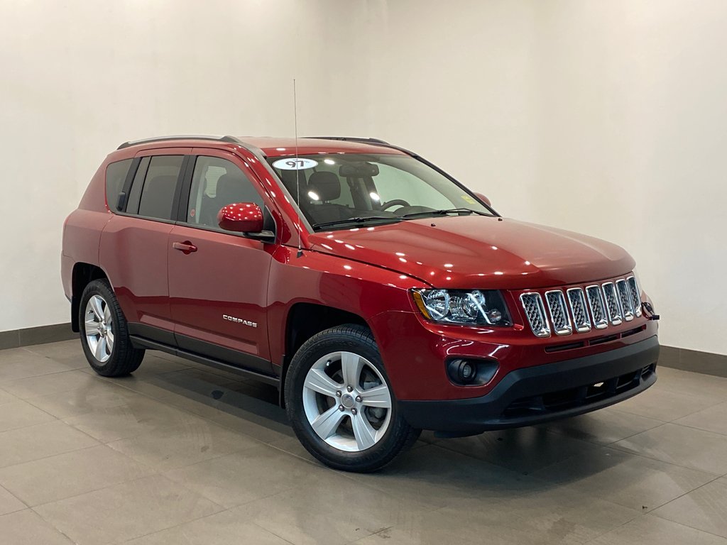 Chrysler Compass 2016 Triple Seven Chrysler | 2016 Jeep Compass North All- Wheel Drive,Heated