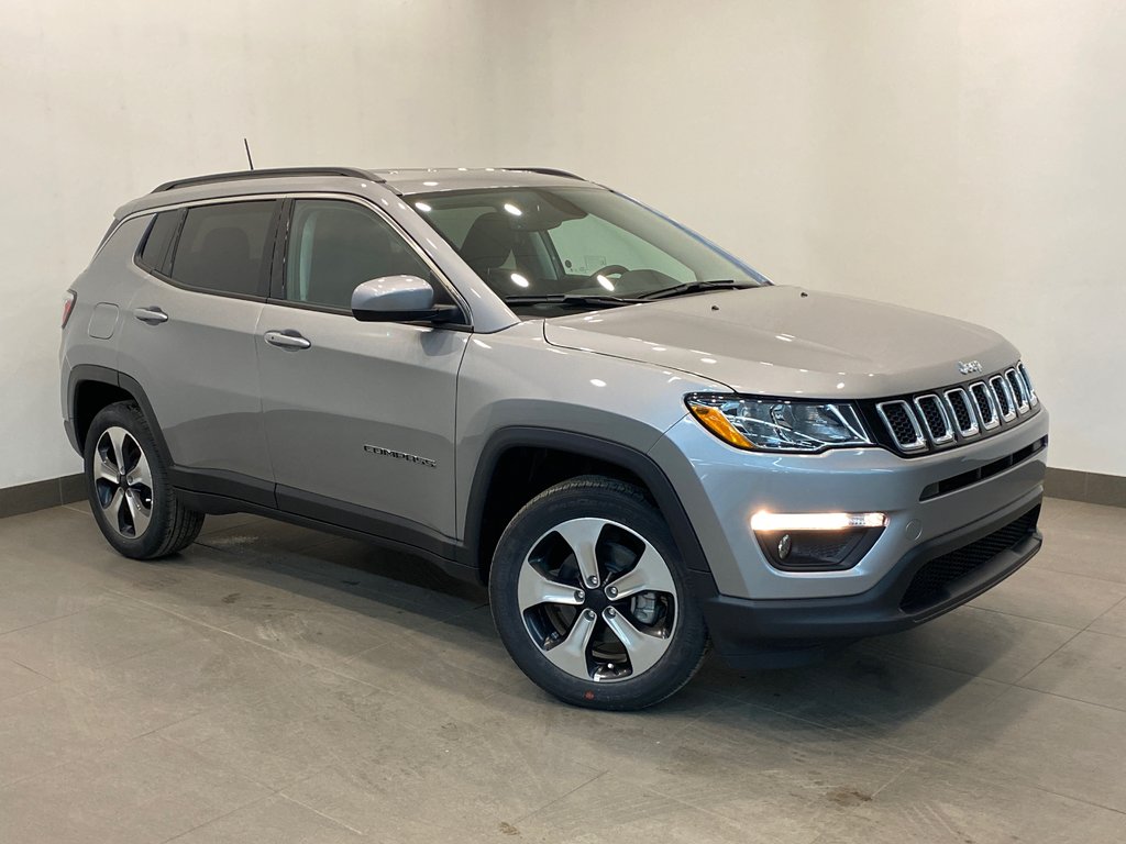Triple Seven Chrysler 2019 Jeep Compass NORTH 4x4 Uconnect 4, Keyless