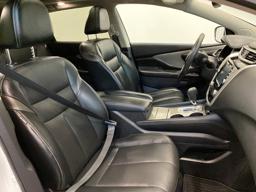 Hyundai Of Regina 2016 Nissan Murano SL Leather Interior Around View 