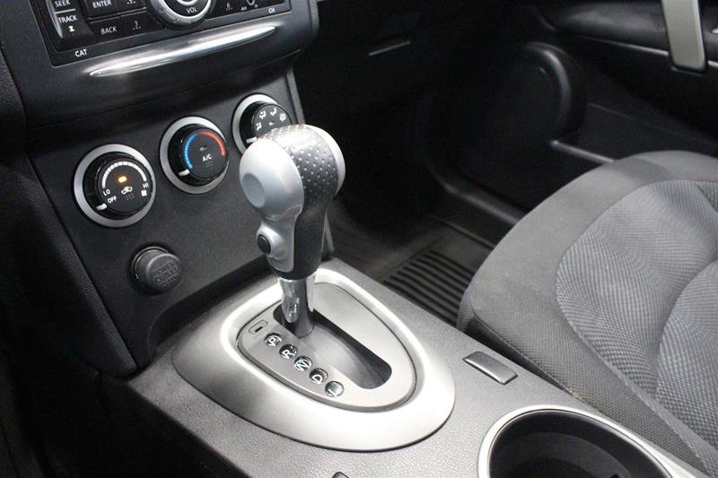 Triple Seven Chrysler 2013 Nissan Rogue S AWD CVT Remote Starter