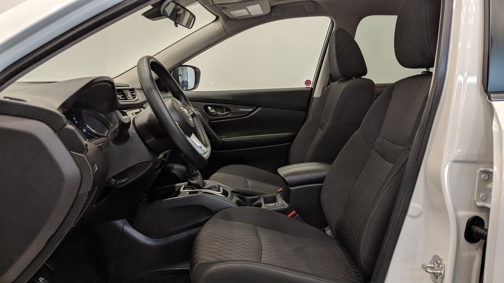 Does Nissan Rogue Have Heated Seats