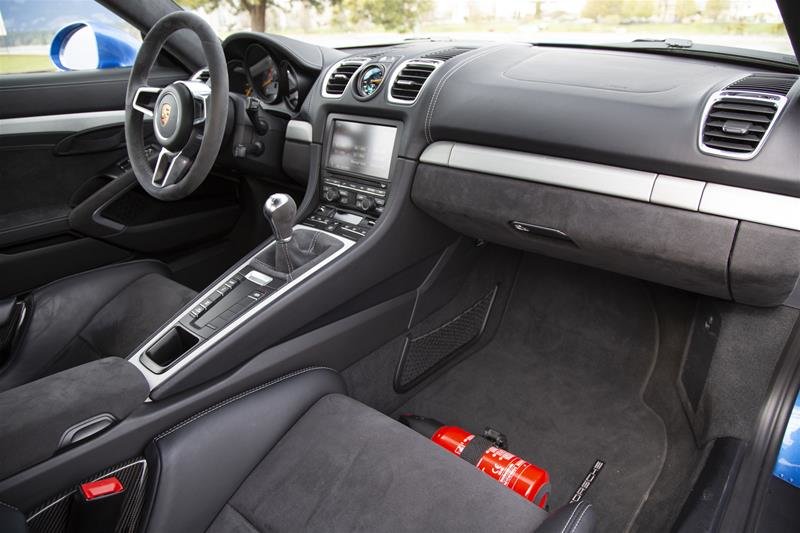 Land Rover Vancouver 2016 Porsche Cayman Gt4 Um1847