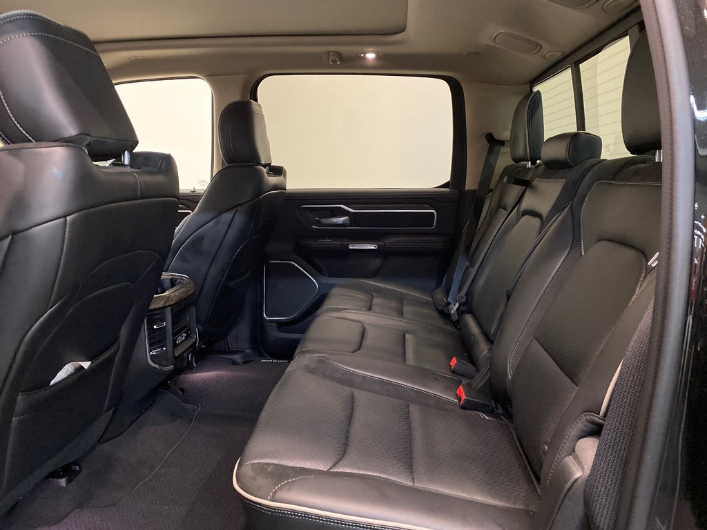 Triple Seven Chrysler 2019 Ram 1500 LARAMIE CC 4x4 Pwr dualpane