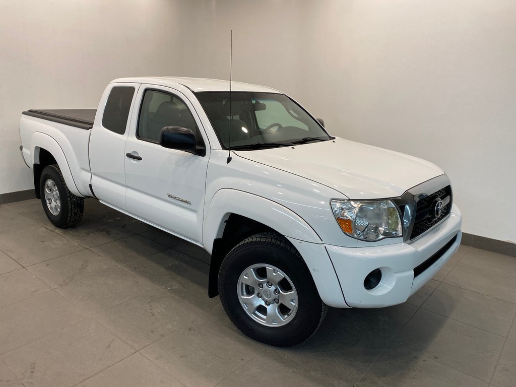 Regina Honda | 2011 Toyota Tacoma 4x4 Access Cab V6 5A | #6J0030A