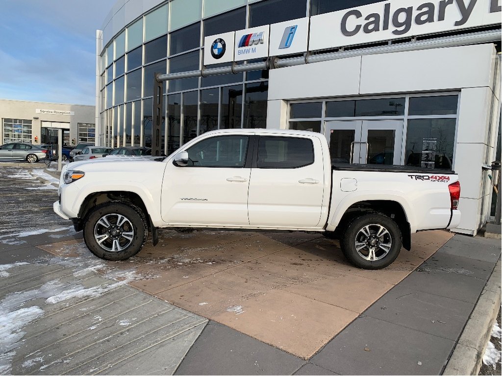 Calgary BMW | 2017 Toyota Tacoma TRD Sport | #P7336A1