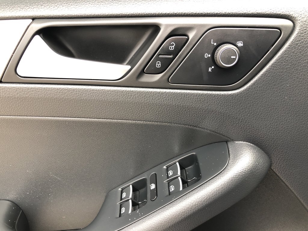 401 Dixie Volkswagen >> 401 Dixie Volkswagen in Mississauga | 2016 Volkswagen Jetta Sedan Highline | #P2815 401 Dixie Volkswagen >> 401 Dixie Volkswagen in Mississauga | 2016 Volkswagen Jetta Sedan Highline | #P2815