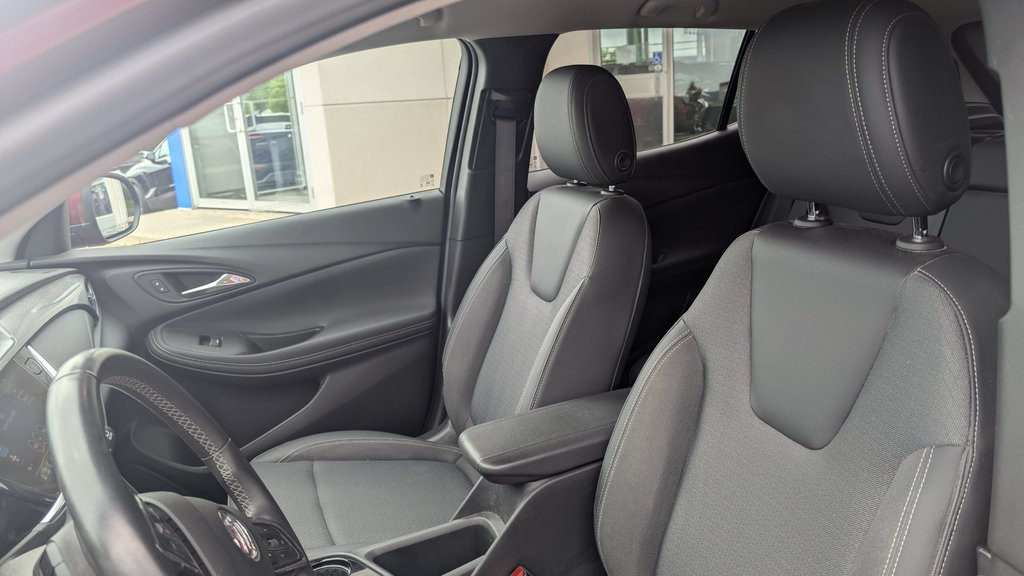 Buick Encore GX Select 2022 à Magog, Québec - 9 - w1024h768px