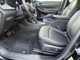 Buick Encore GX Sport Touring 2024 à Magog, Québec - 7 - w1024h768px
