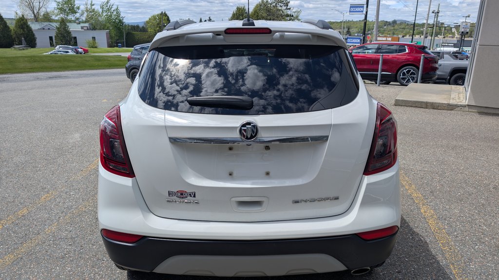 Buick Encore Sport Touring 2017 à Magog, Québec - 4 - w1024h768px