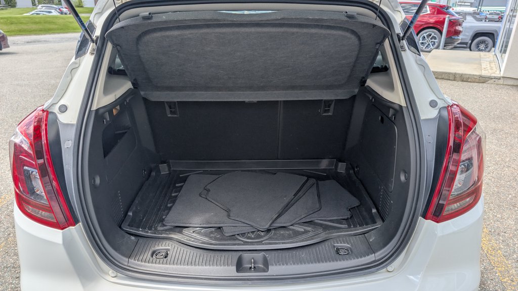 Buick Encore Sport Touring 2017 à Magog, Québec - 13 - w1024h768px