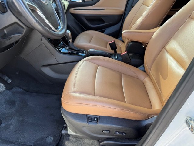 2018 Buick Encore Essence in Magog, Quebec - 8 - w1024h768px