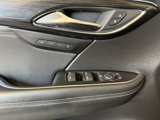 Buick Envision Essence 2022 à Magog, Québec - 13 - w1024h768px