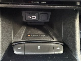 2022 Chevrolet Bolt EUV LT in Magog, Quebec - 13 - w1024h768px