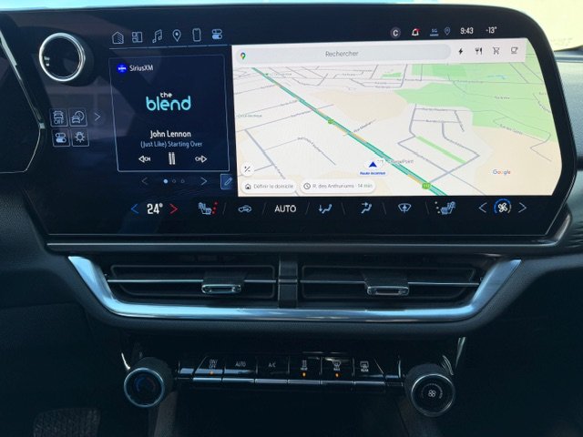 Chevrolet Equinox EV LT 2025 à Magog, Québec - 13 - w1024h768px