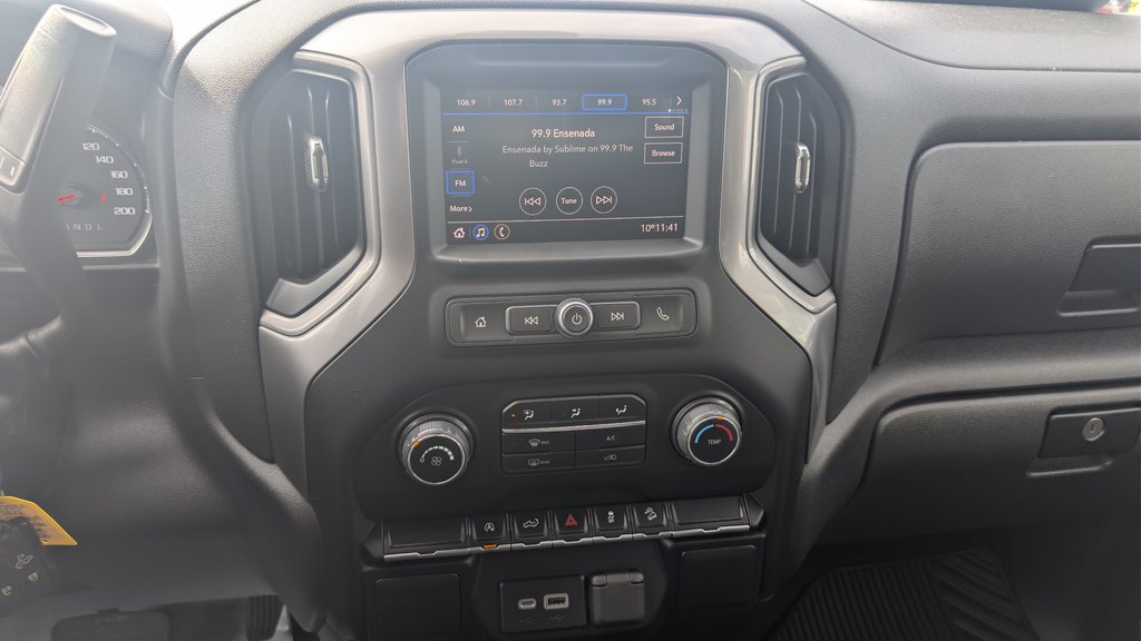 Chevrolet Silverado 1500 LTD Work Truck 2022 à Magog, Québec - 11 - w1024h768px