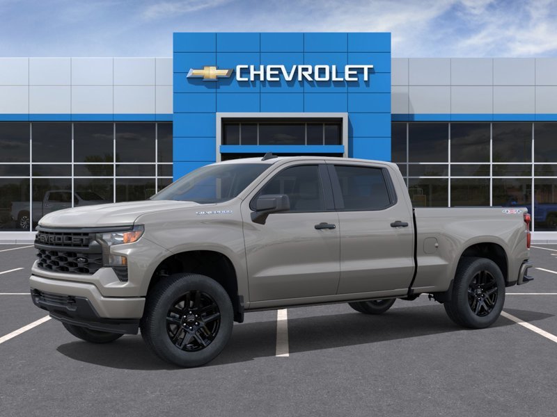 2026 Chevrolet Silverado 1500 Custom in Magog, Quebec - 2 - w1024h768px