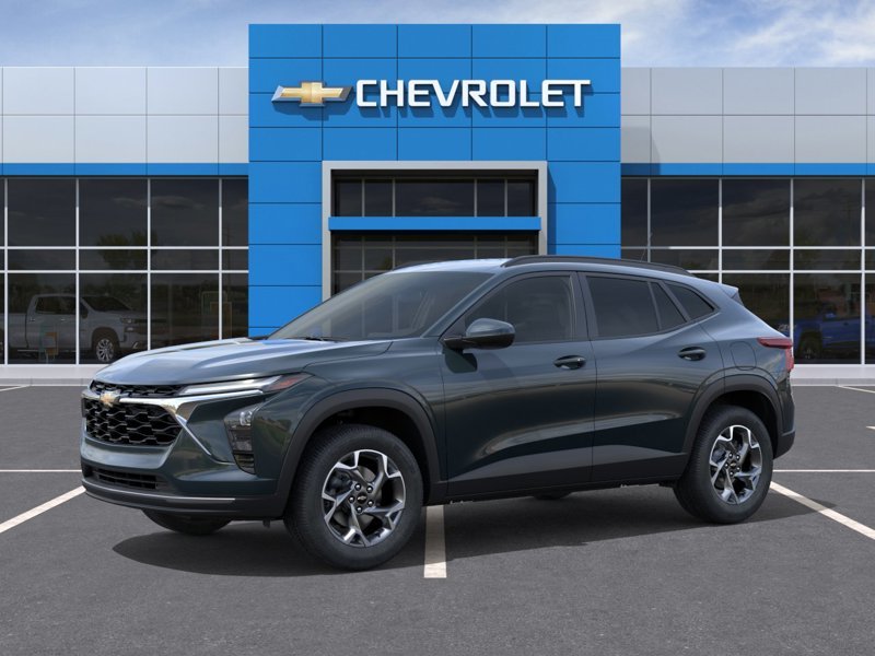 2026 Chevrolet Trax LT in Magog, Quebec - 2 - w1024h768px
