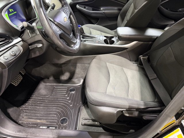 2019 Chevrolet Volt LT in Magog, Quebec - 8 - w1024h768px