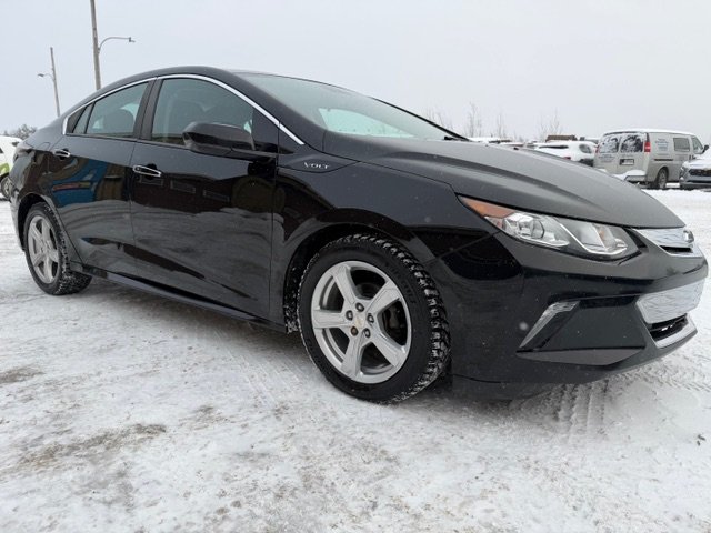 2019 Chevrolet Volt LT in Magog, Quebec - 5 - w1024h768px