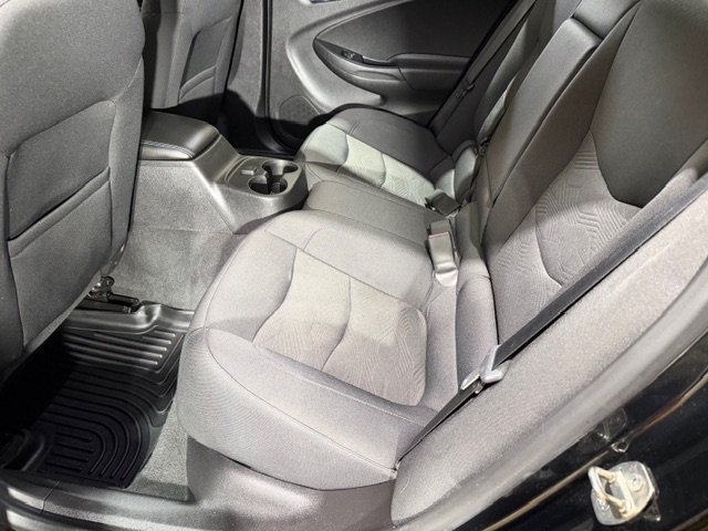 2019 Chevrolet Volt LT in Magog, Quebec - 9 - w1024h768px