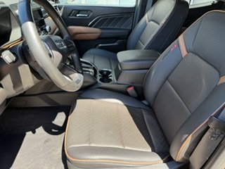 2023 GMC Canyon AT4 in Magog, Quebec - 6 - w1024h768px