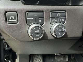 GMC Sierra 2500HD SLE 2025 à Magog, Québec - 15 - w1024h768px