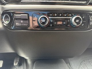 GMC Sierra 2500HD SLE 2025 à Magog, Québec - 13 - w1024h768px