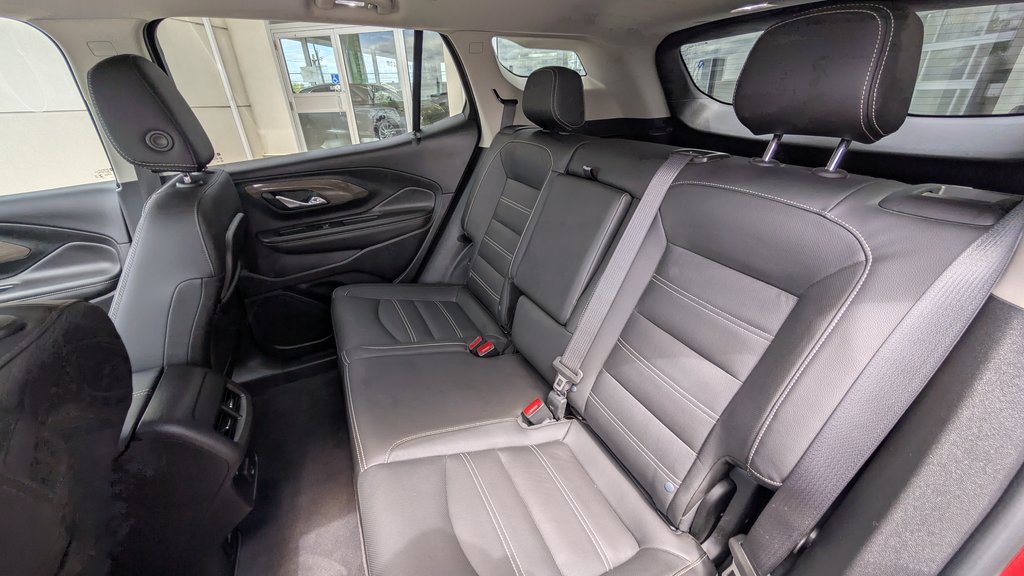 2023 GMC Terrain Denali in Magog, Quebec - 13 - w1024h768px