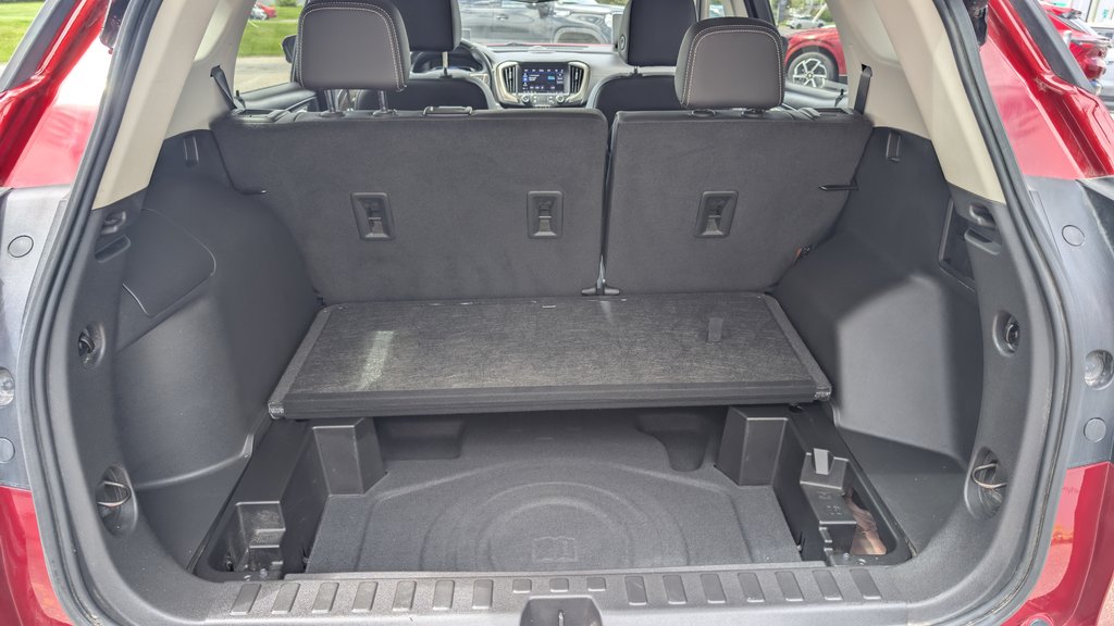2023 GMC Terrain Denali in Magog, Quebec - 17 - w1024h768px