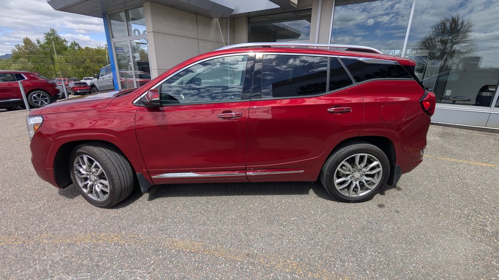 2023 GMC Terrain Denali in Magog, Quebec - 2 - w1024h768px