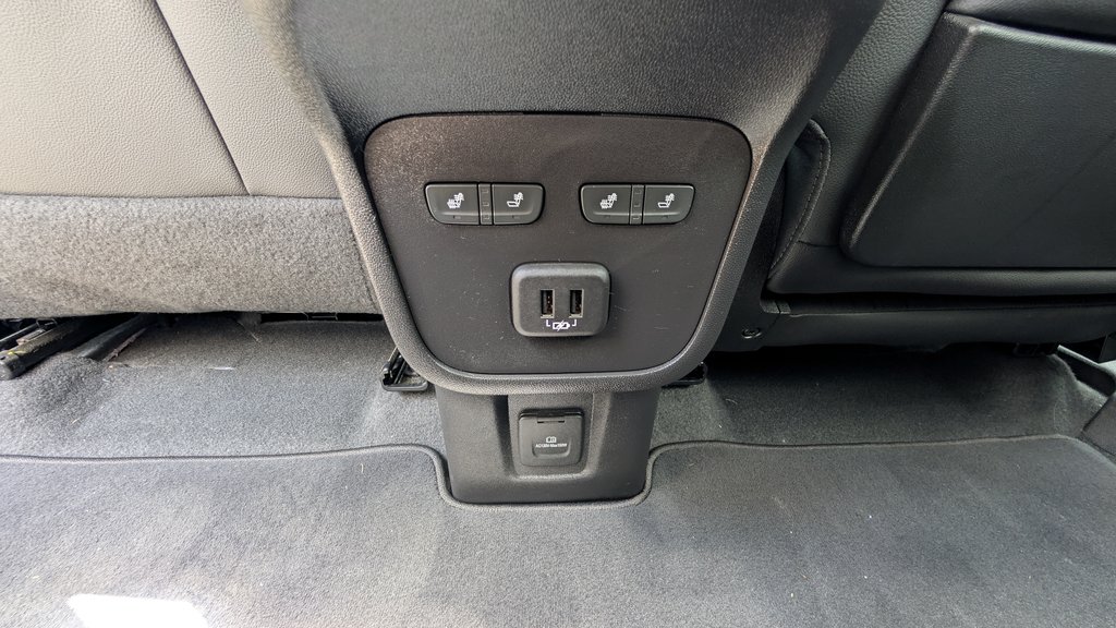 2023 GMC Terrain Denali in Magog, Quebec - 14 - w1024h768px