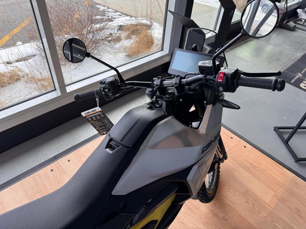 2025 Can-Am CAN-Am ORIGIN 73 in Charlemagne, Quebec - 3 - w1024h768px