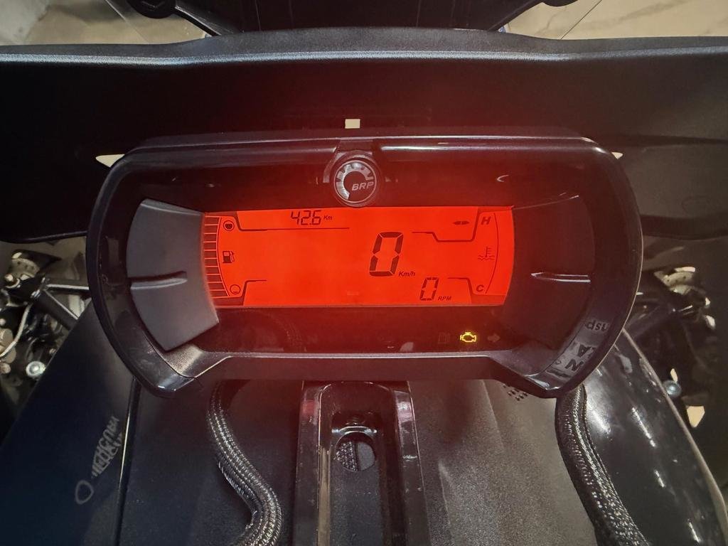 Can-Am CAN-AM RYKER 600 ACE NEUF  2023 à Charlemagne, Québec - 8 - w1024h768px