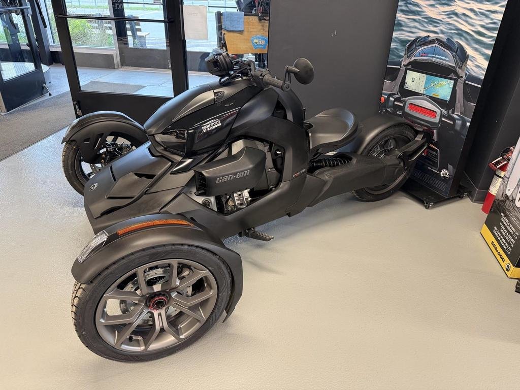 Can-Am CAN-AM RYKER 600 ACE  2025 à Charlemagne, Québec - 5 - w1024h768px