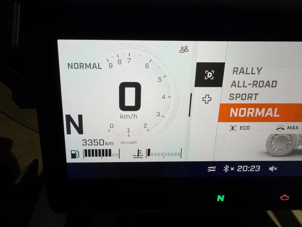 2025 Can-Am CANYON STANDARD in Charlemagne, Quebec - 8 - w1024h768px