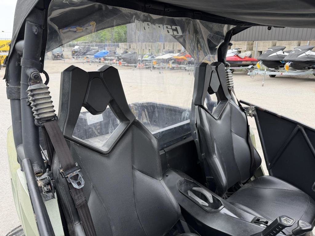 2020 Can-Am COMMANDER 800 DPS in Charlemagne, Quebec - 5 - w1024h768px