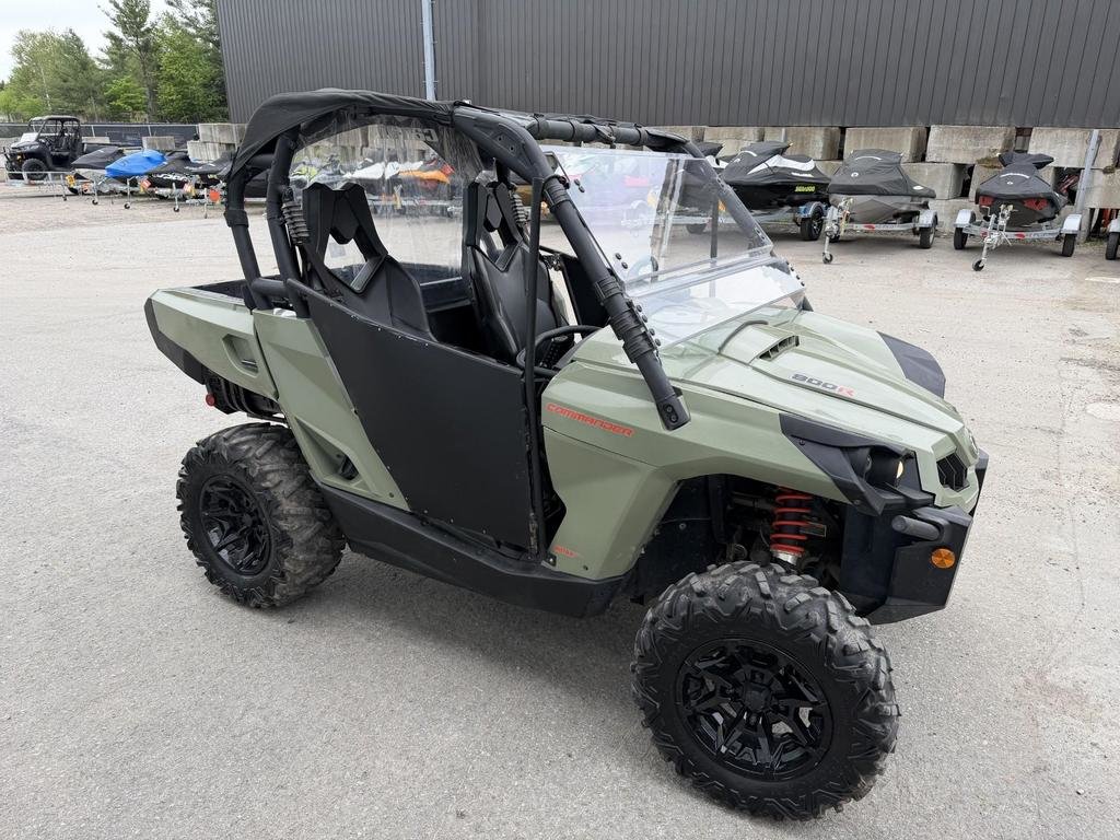 2020 Can-Am COMMANDER 800 DPS in Charlemagne, Quebec - 4 - w1024h768px