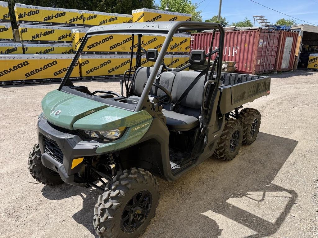 Can-Am DEFENDER 6X6 DPS HD10  2026 à Charlemagne, Québec - 8 - w1024h768px
