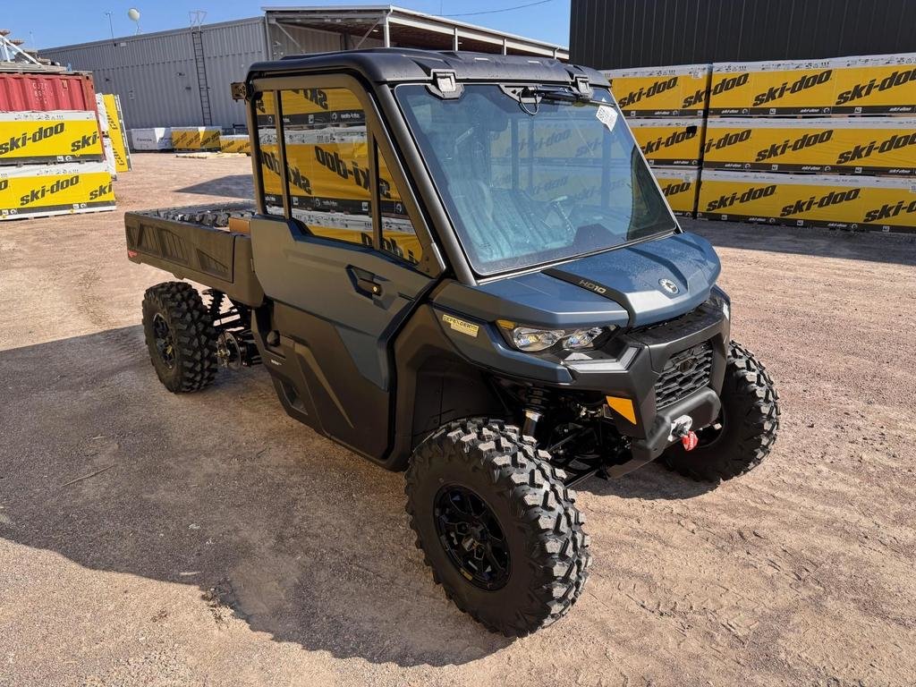 Can-Am DEFENDER 6X6 LIMITED CAB  2026 à Charlemagne, Québec - 4 - w1024h768px
