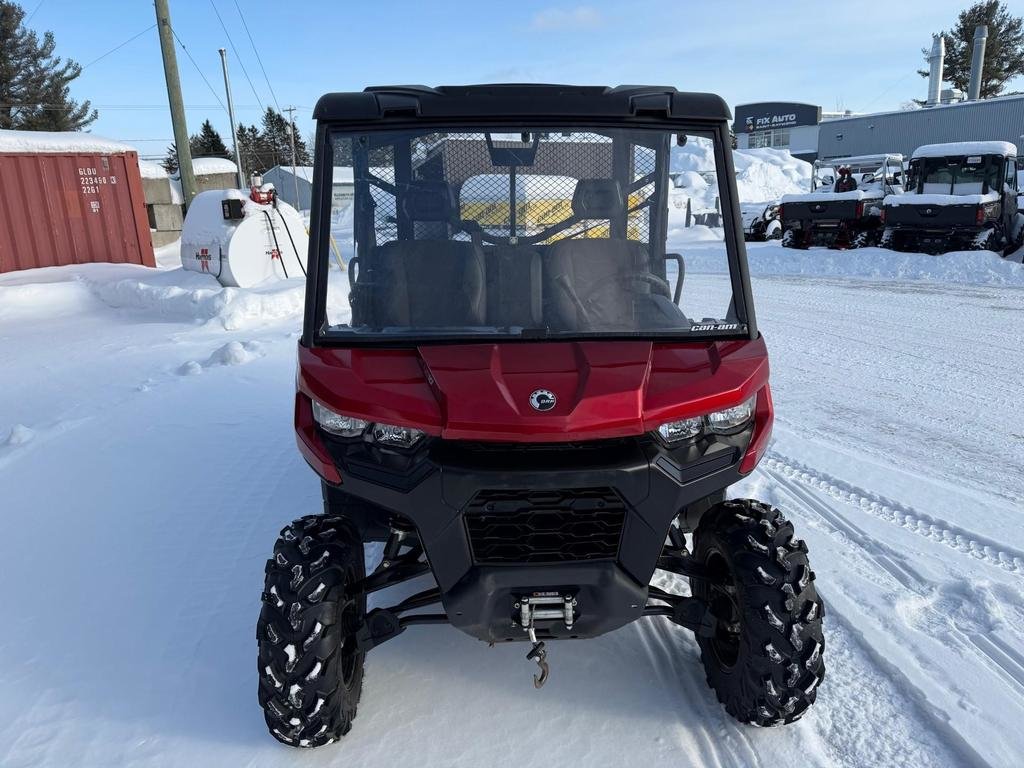 Can-Am DEFENDER 6X6 XT HD10  2024 à Charlemagne, Québec - 6 - w1024h768px