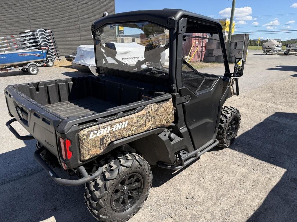 2023 Can-Am DEFENDER HD9 XT in Charlemagne, Quebec - 7 - w1024h768px