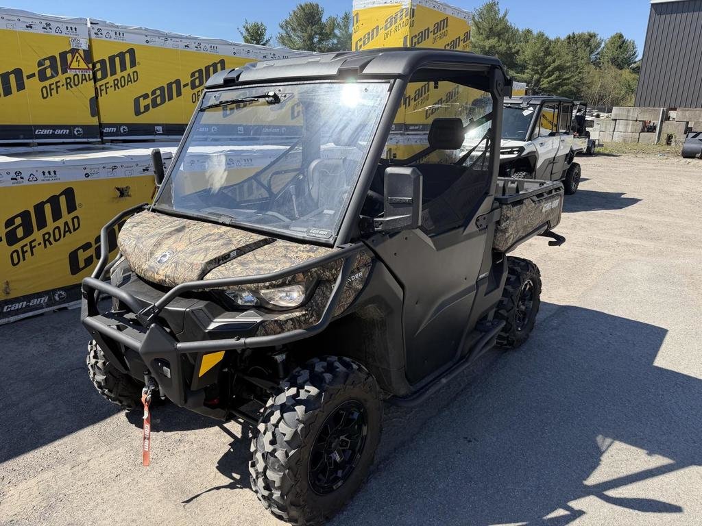 2023 Can-Am DEFENDER HD9 XT in Charlemagne, Quebec - 2 - w1024h768px