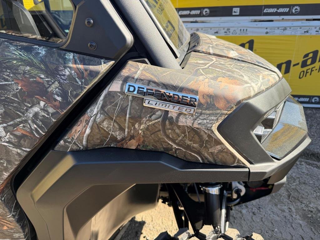 2027 Can-Am DEFENDER LIMITED CAB HD11 in Charlemagne, Quebec - 2 - w1024h768px