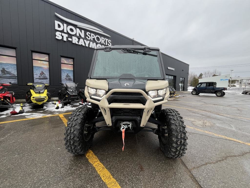2025 Can-Am DEFENDER LTD CAB HD10 in Charlemagne, Quebec - 1 - w1024h768px