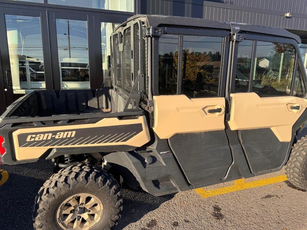 2024 Can-Am DEFENDER MAX LIMITED CAB HD10 in Charlemagne, Quebec - 4 - w1024h768px