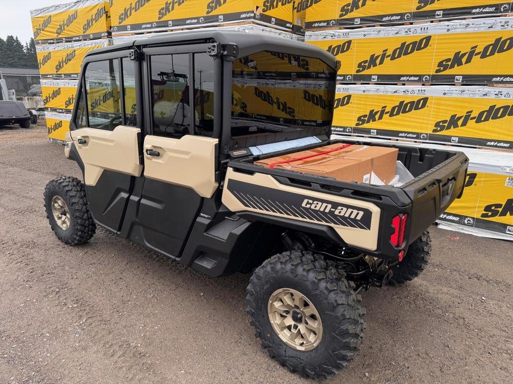 2025 Can-Am Defender MAX LIMITED CAB HD10 in Charlemagne, Quebec - 7 - w1024h768px