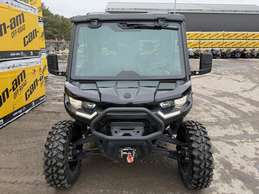 2025 Can-Am DEFENDER MAX LIMITED CAB LONE STAR in Charlemagne, Quebec - 3 - w1024h768px